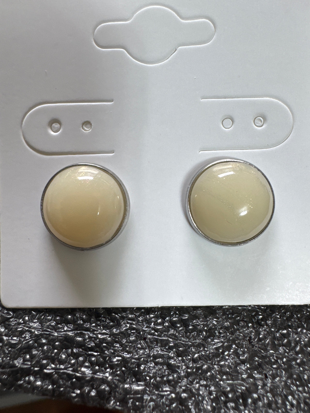 Cream Resin Studs