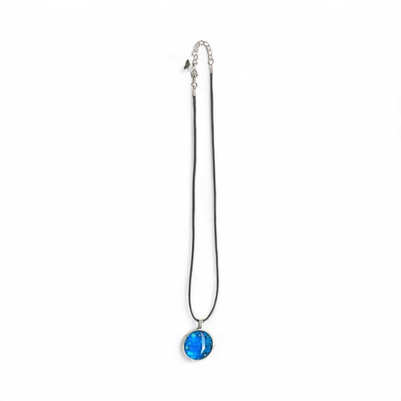 Snowflake Glass Dome Necklace – 25mm Pendant on Black or Silver Base Rope Chain