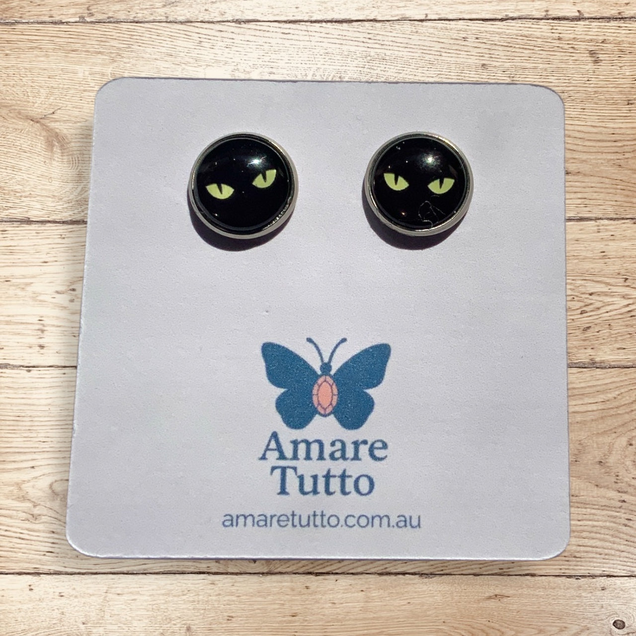 Cat eyes 12mm stud earrings