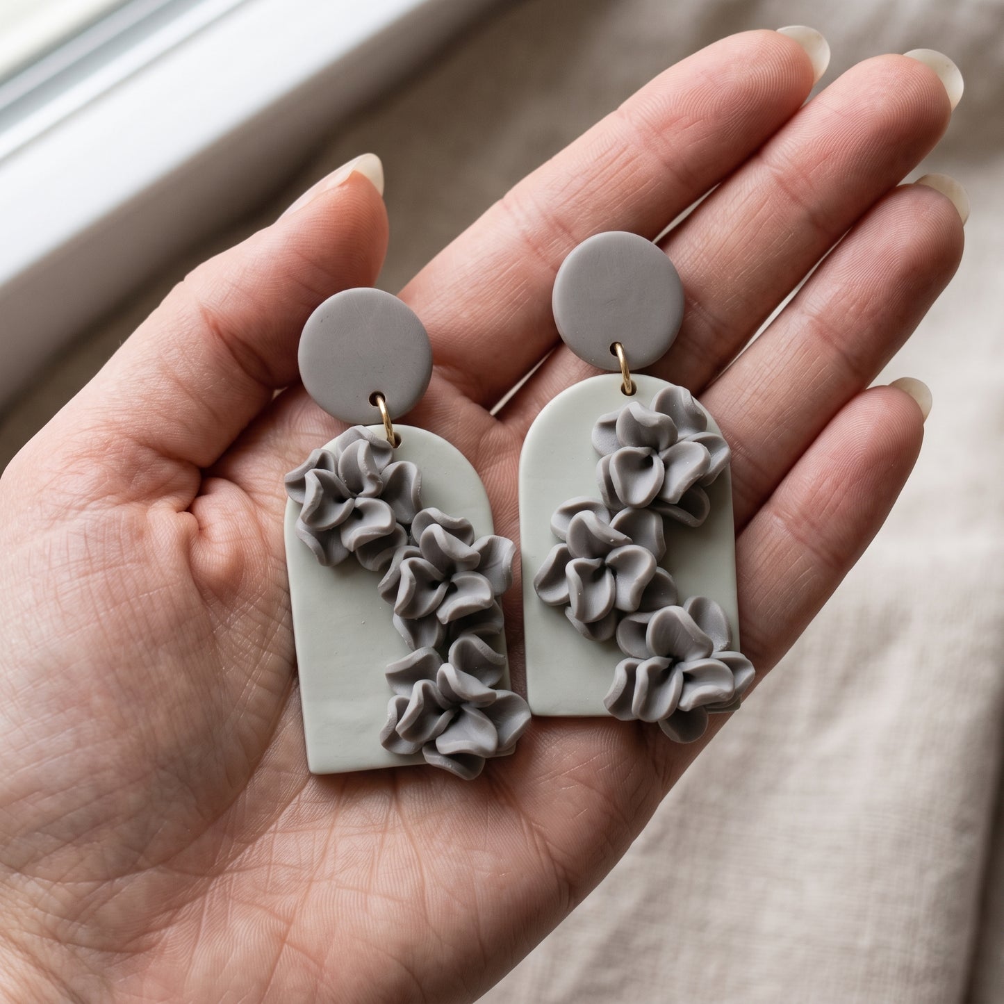 Handmade Polymer Clay Floral Drop Earrings Grey Charcoal Gold Tone Statement New
