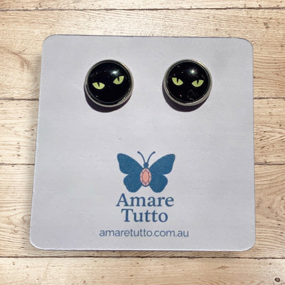 Cat eyes 12mm stud earrings