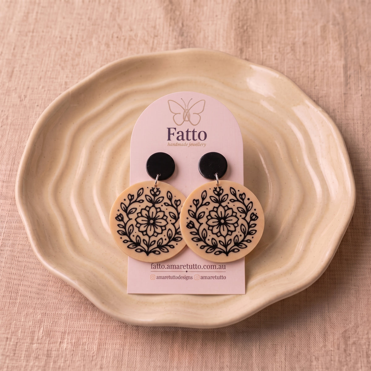 Round Floral Dangle Earrings | Lightweight Drop Earrings | 40x50mm