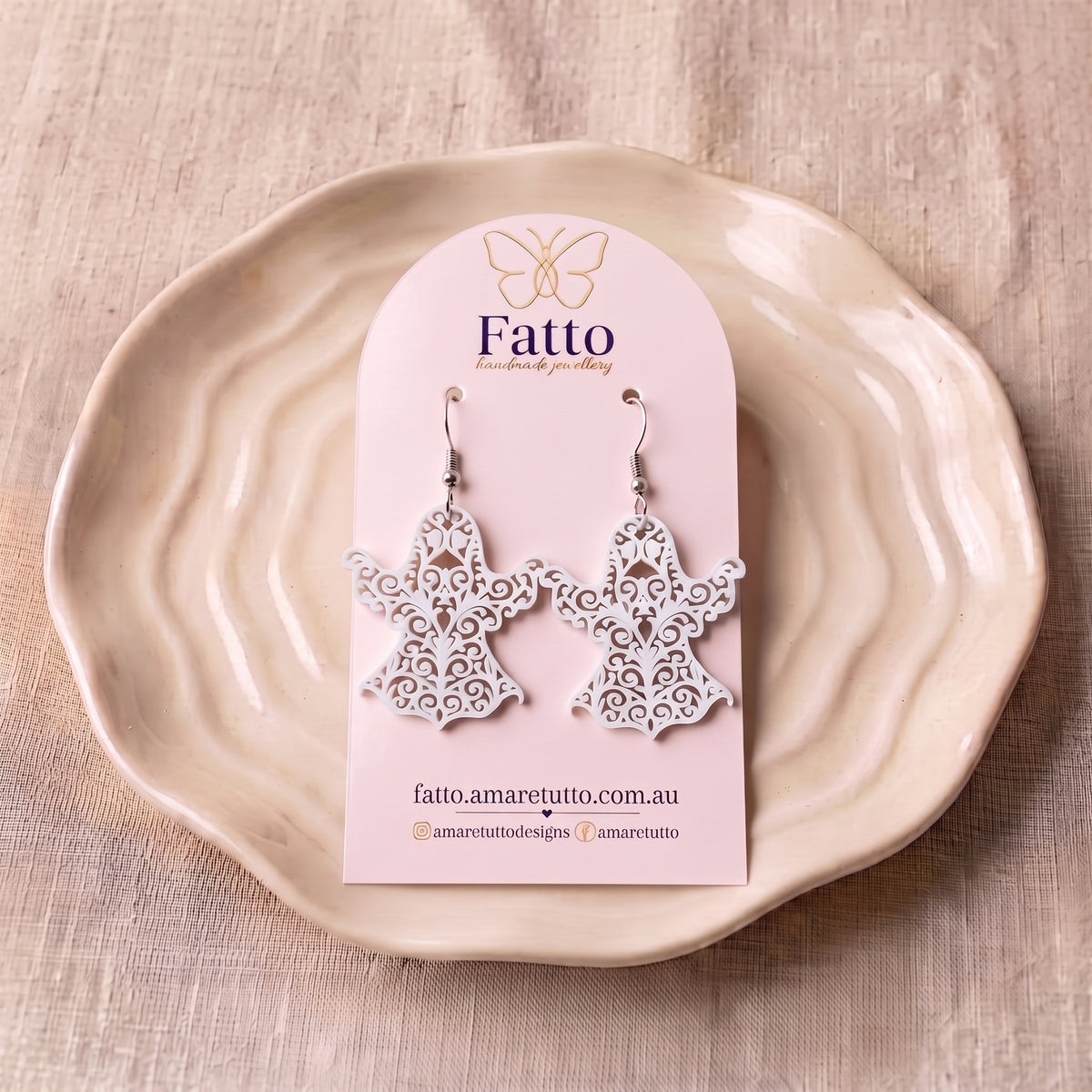 Ghost filigree Dangle Earrings
